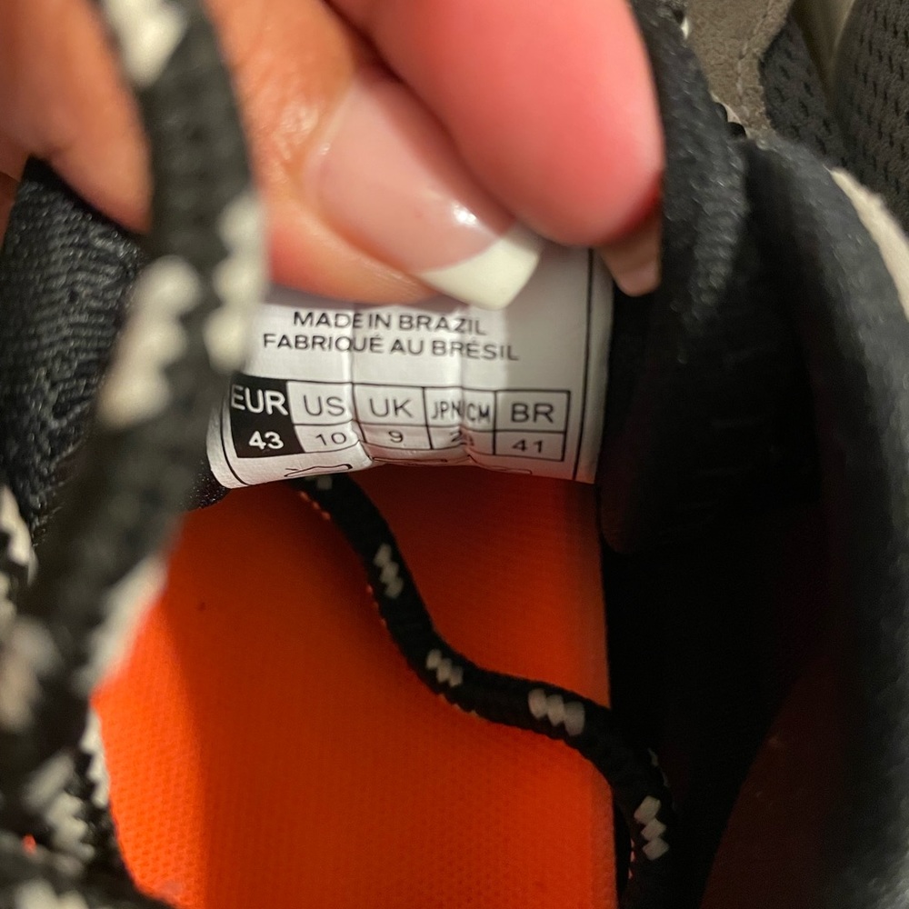 Veja Venturi Sneaker - Picture 5 of 7